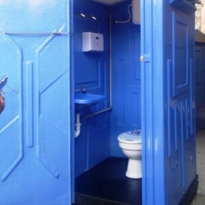 Baño Cuadrado con Taza Fija